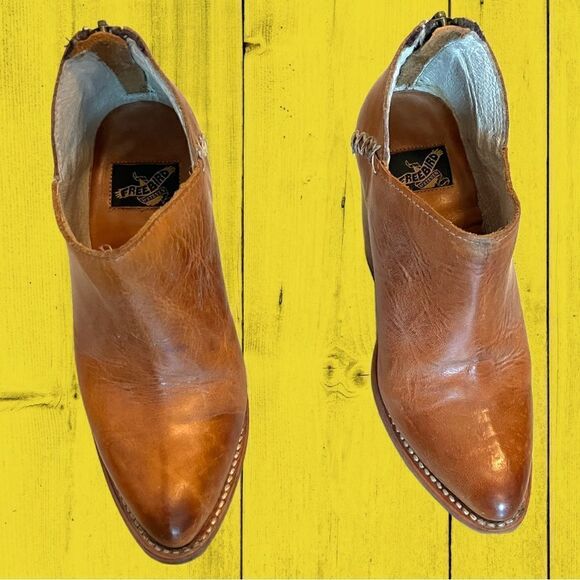 Freebird by Steven heeled bohemian leather booties - Picture 4 of 9